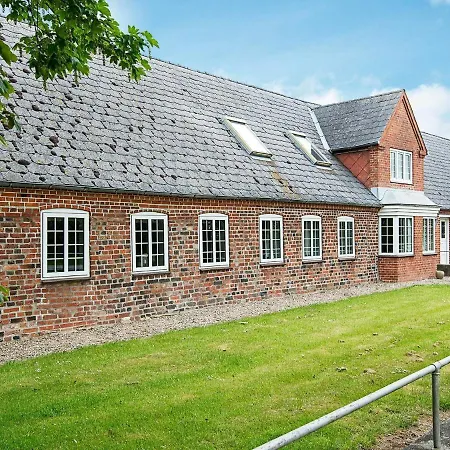 Ferienhaus Holiday Ii